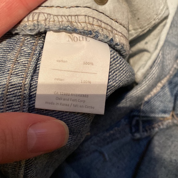 Noul/Oak & Fort light wash mom jeans - Picture 4 of 5